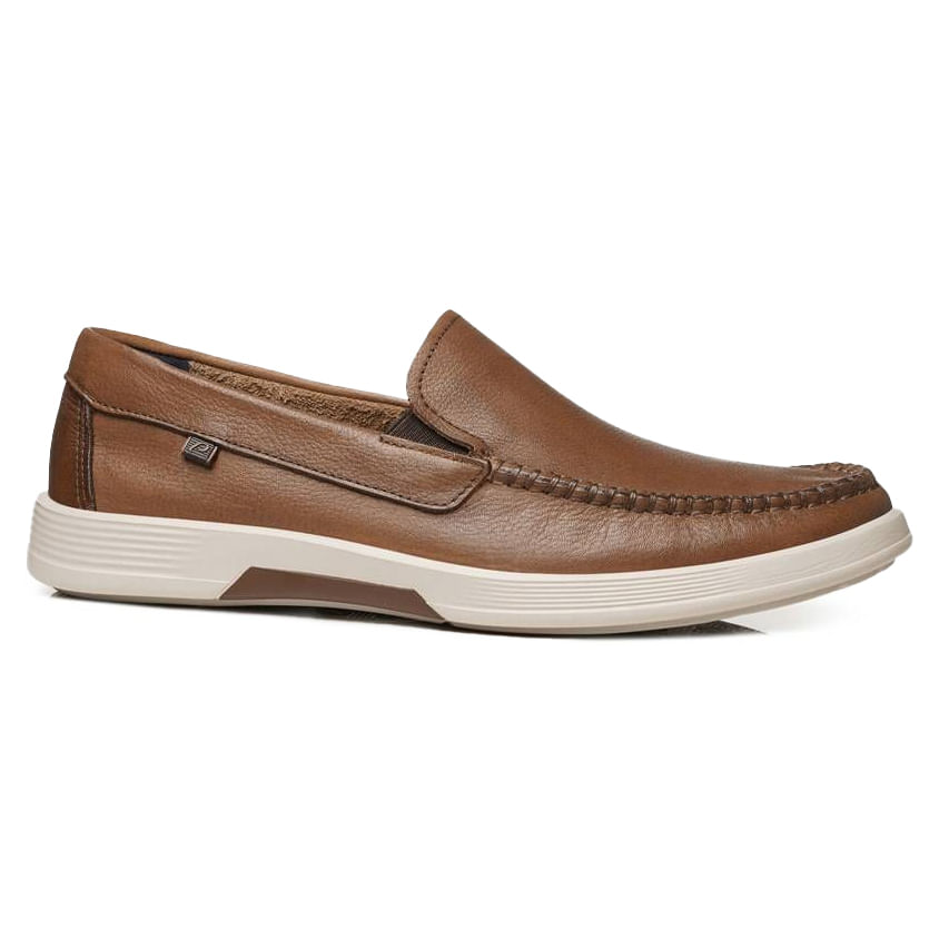 Tênis casual masculino Pegada Pinhão marrom em material sintético com design slip-on e solado branco